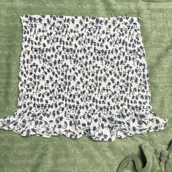 Cotton On Dresses & Skirts - Cotton On Blue and White Floral Pencil Skirt